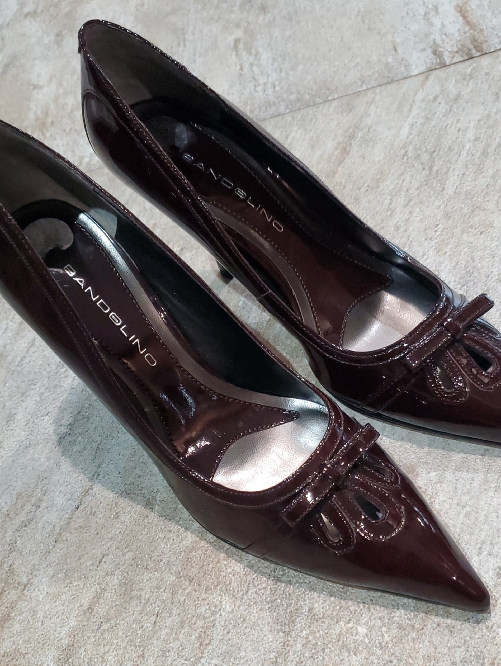 Bandolino Women's Dark Burgundy Patent Pointed Toe Heels with Bow Accent